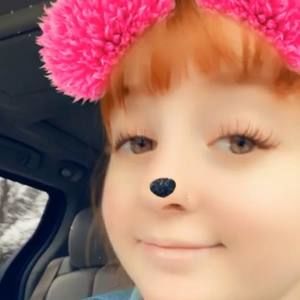 Meet your Posher, Lacey